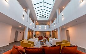 Hotel Aluxor Sfo, Shuttle Service